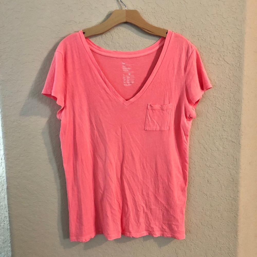 Gap V-neck Tee